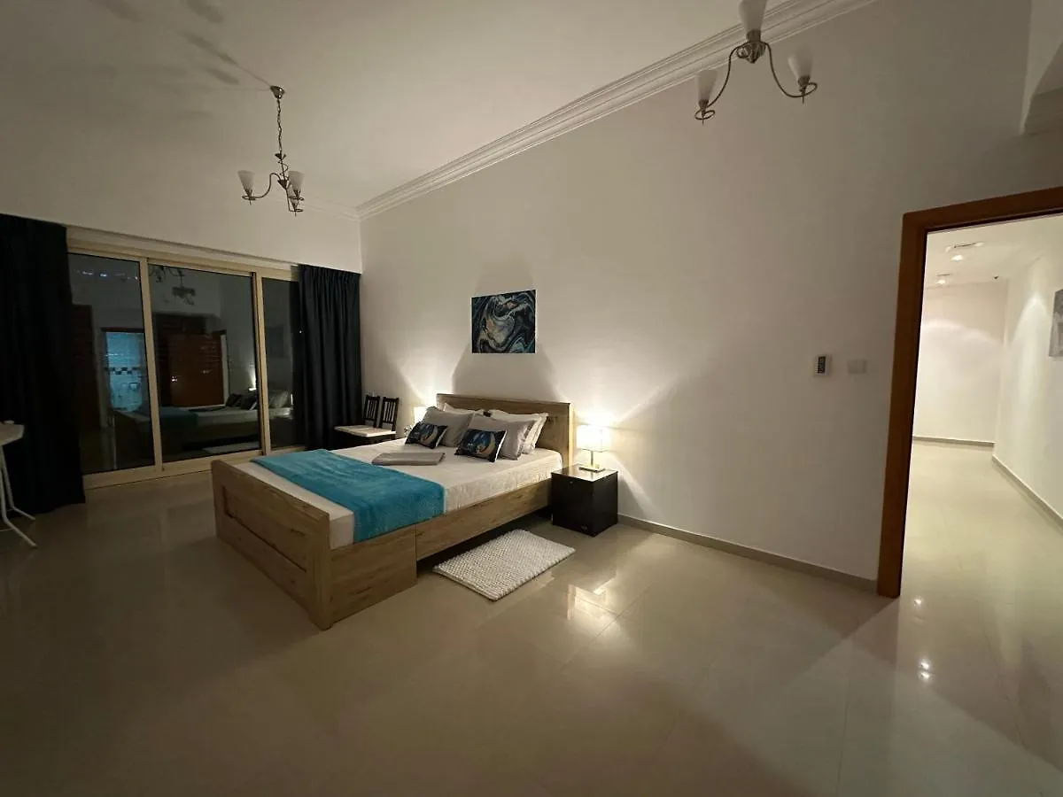 Apartment Nice 2 Bedroom Apartment-Minimum 5 Night Dubai