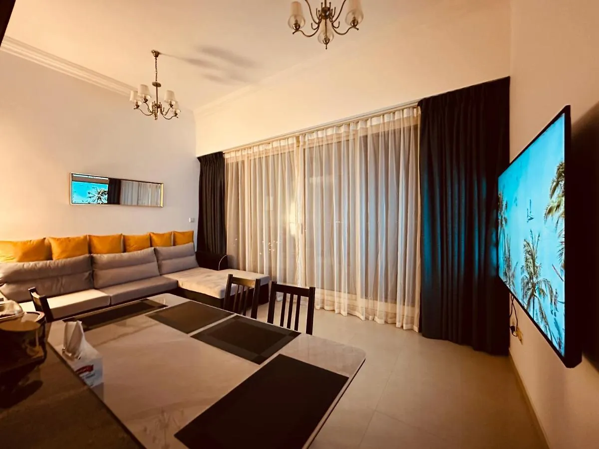 Nice 2 Bedroom Apartment-Minimum 5 Night Dubai