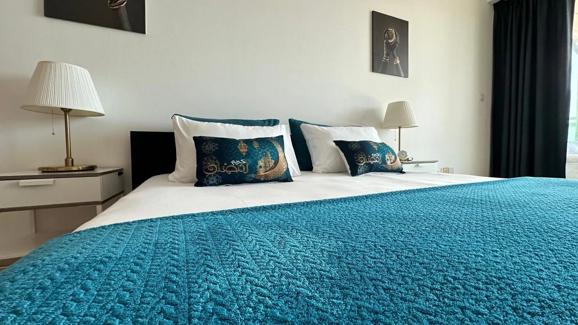 Nice 2 Bedroom Apartment-Minimum 5 Night Dubai Apartment